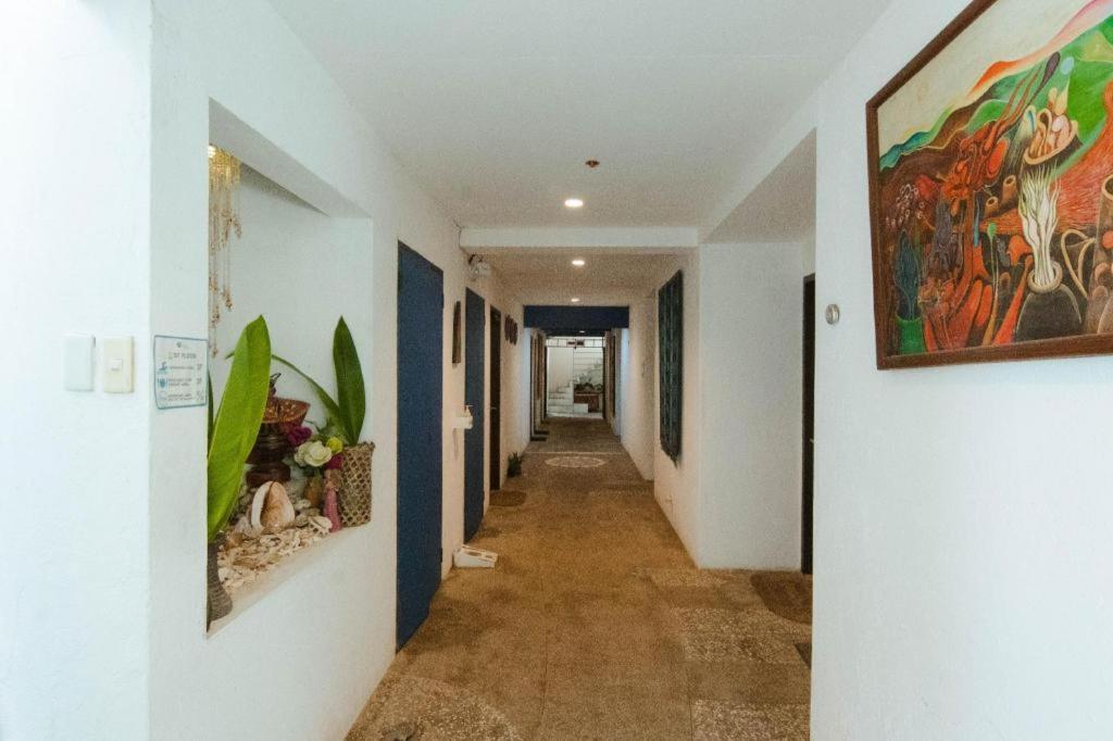Hannah Hotel Balabag  Екстер'єр фото