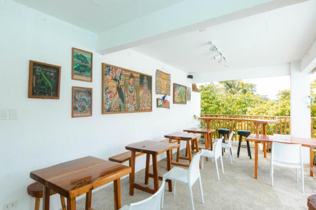 Hannah Hotel Balabag  Екстер'єр фото